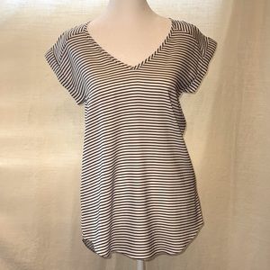 Express V-Neck Black & White striped Short Sleeve Top NWT size XS